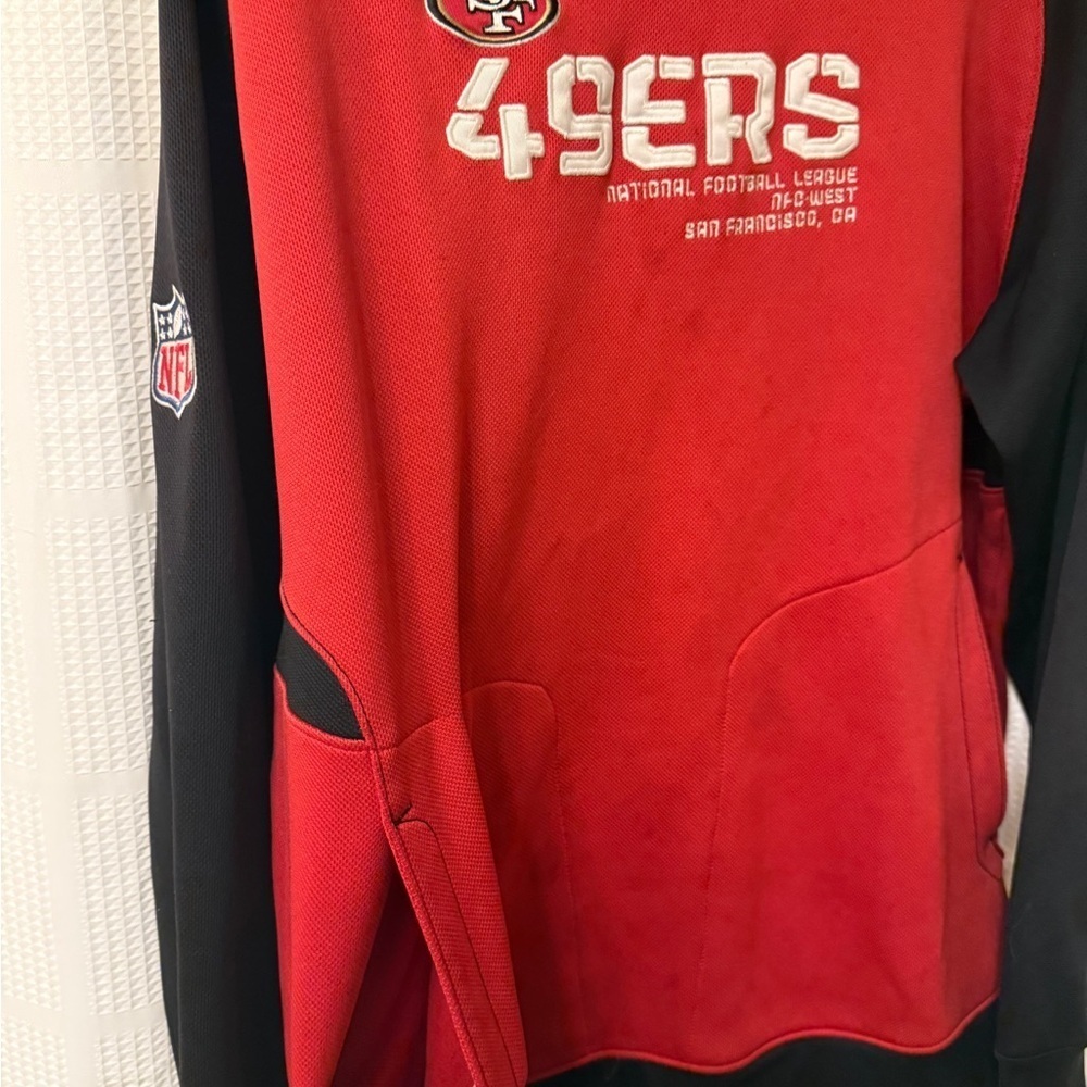 Vintage NFL Onfiled Reebok 49ers Red and Black Men's Hoodie Sweatshirt - Picture 9 of 16